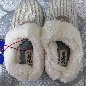 NEW Dluxe by Dearfoams Women's Memory Foam Clog Slippers Size Smal US6 (EU36-37)